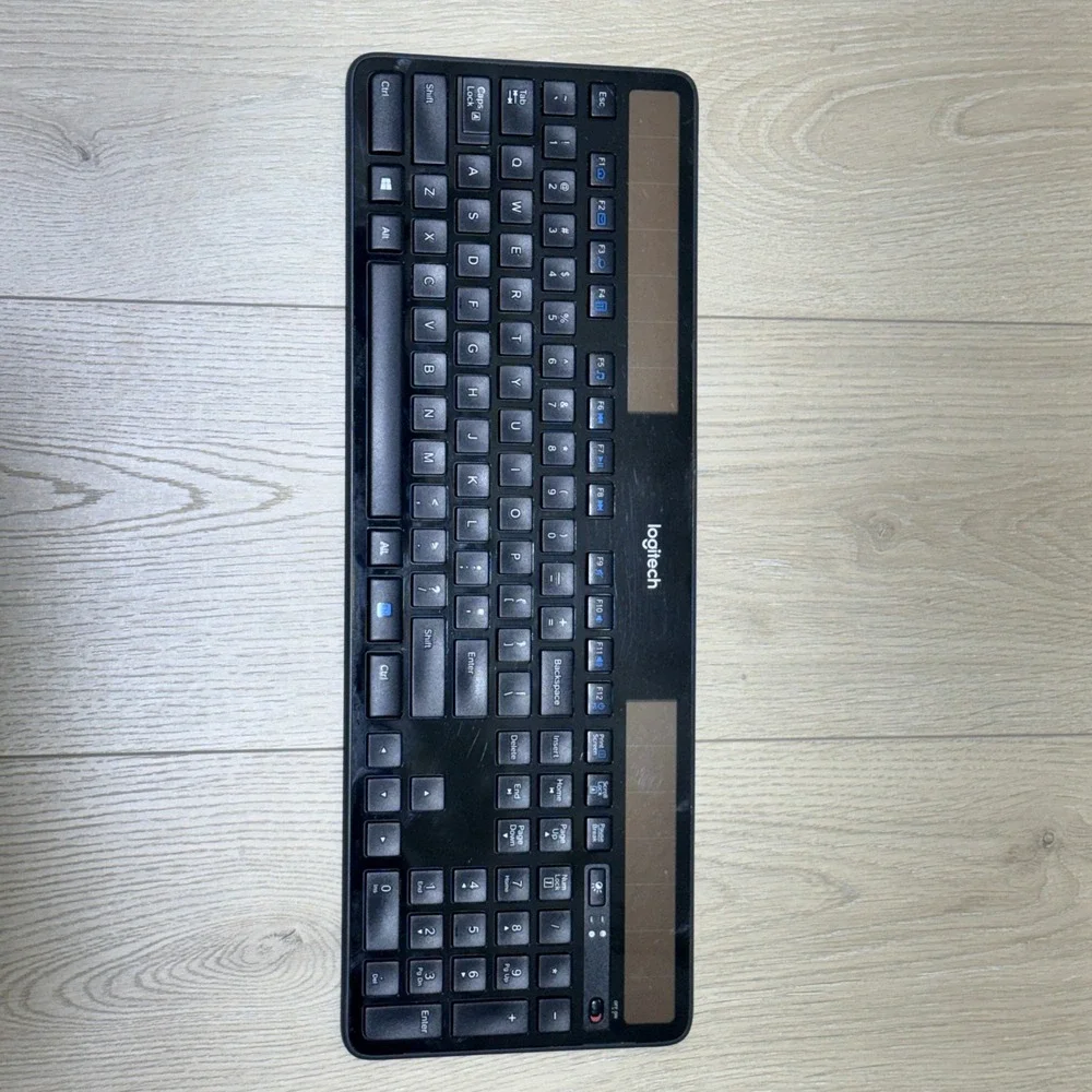 Logitech K750 Wireless Solar Keyboard OS Black Slim Eco-Friendly